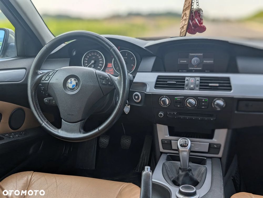 BMW Seria 5 - 13