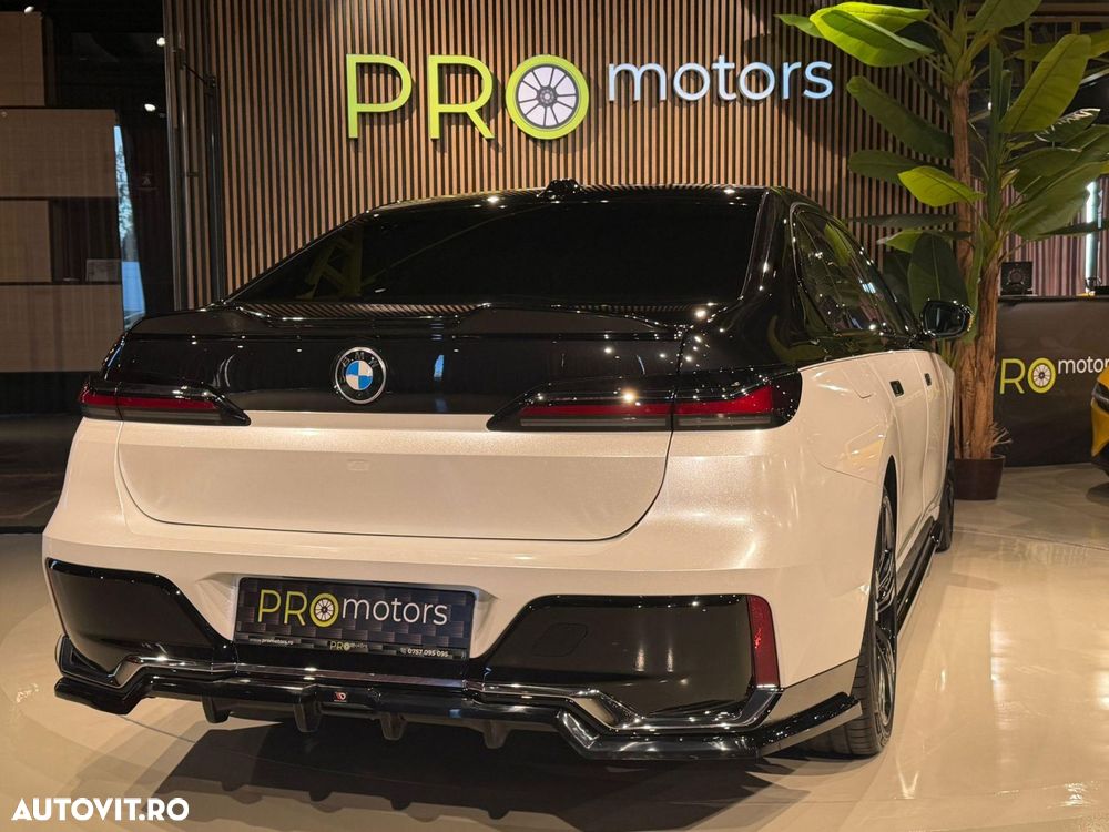 BMW Seria 7 740d xDrive MHEV - 10