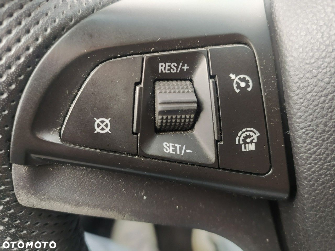 Chevrolet Aveo - 11