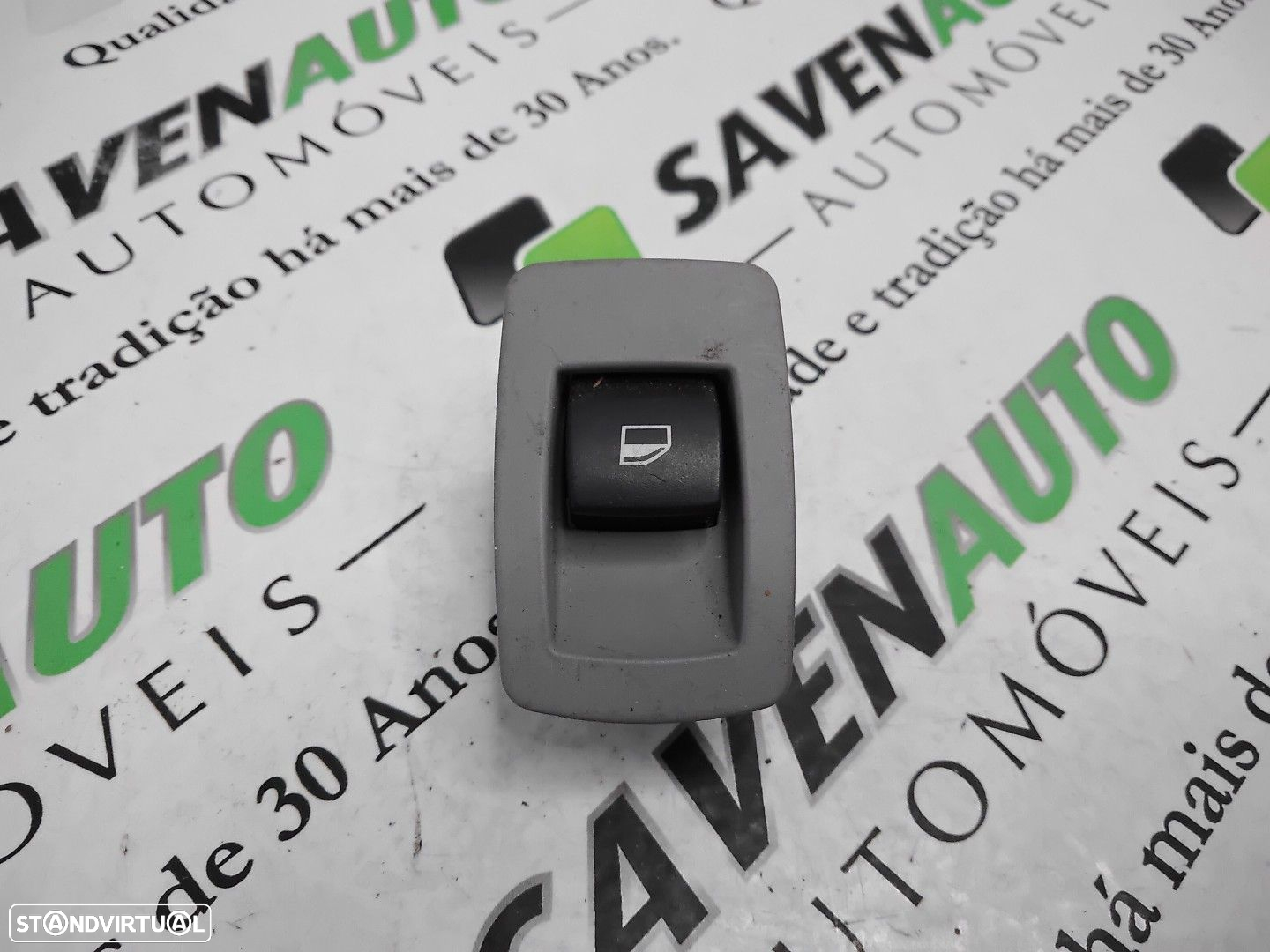 Botão / Botões / Comutador Vidro Dto Bmw 3 (E90) - 4
