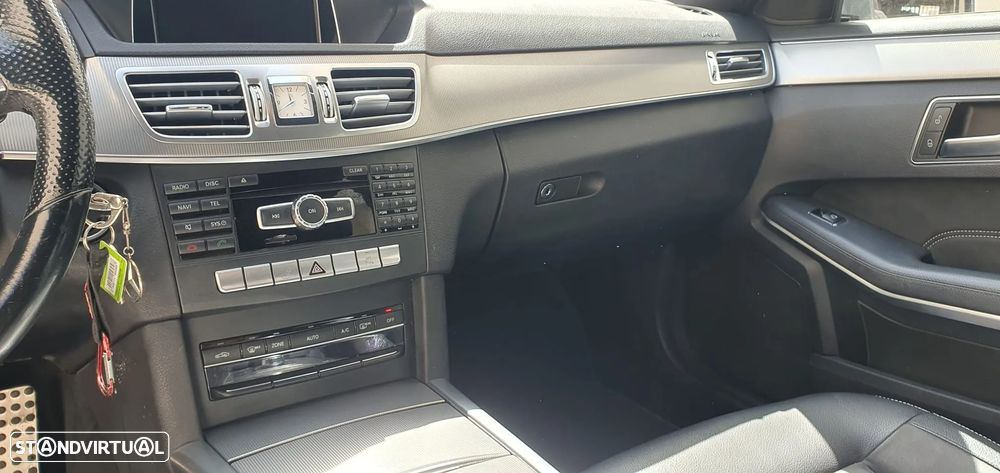 Mercedes-Benz E 300 Bluetec Hybrid Avantgarde - 8