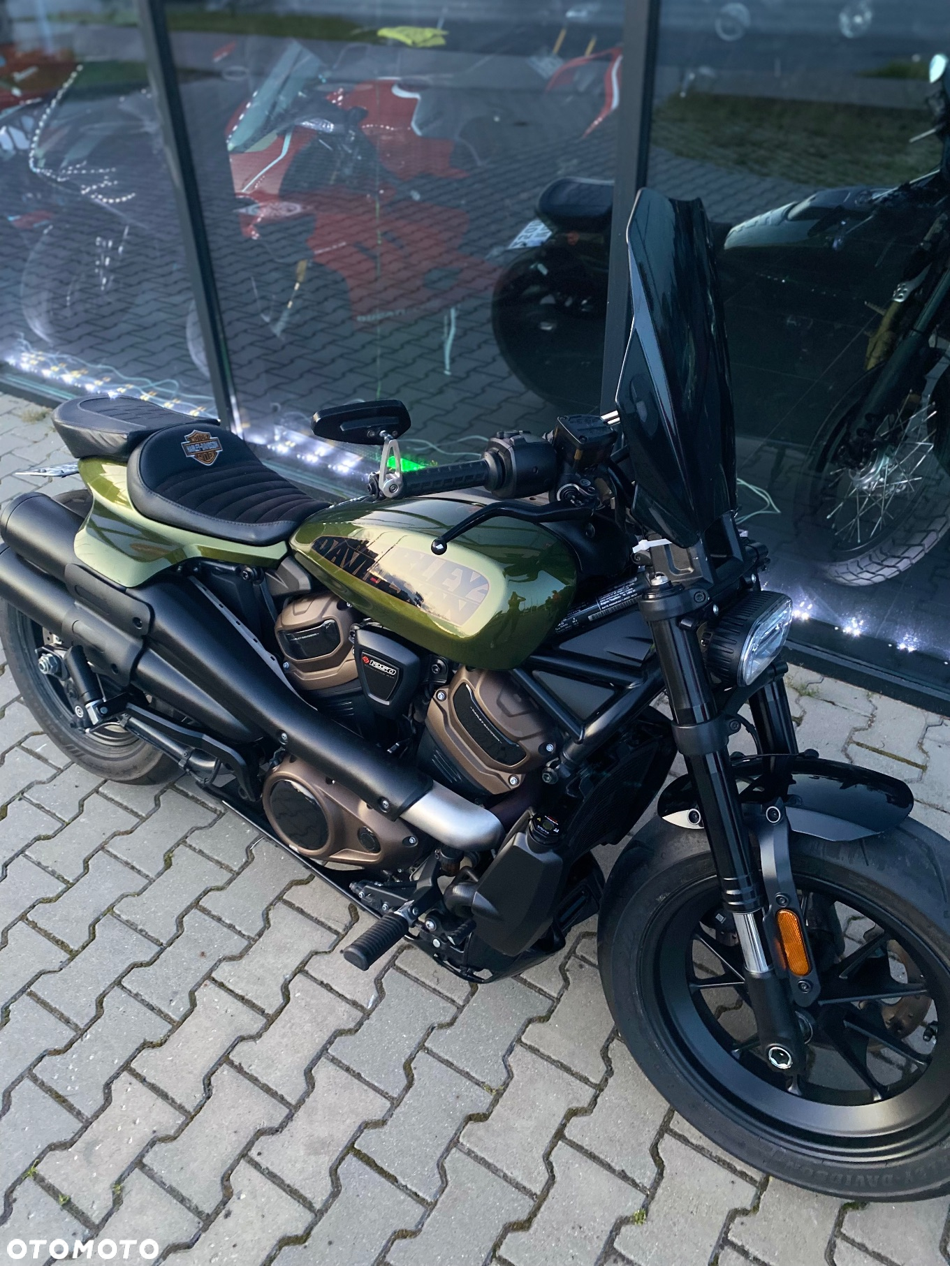 Harley-Davidson Sportster - 12