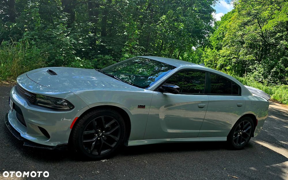 Dodge Charger 5.7 R/T - 1