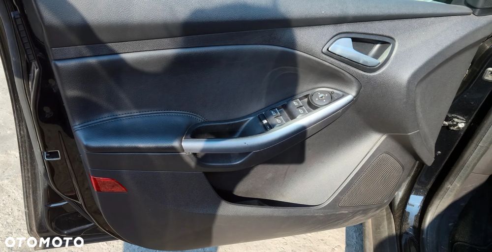 FORD FOCUS MK3 III 13r KOMBI FOTELE KANAPA PÓŁSKÓRA BOCZKI EUROPA - 8