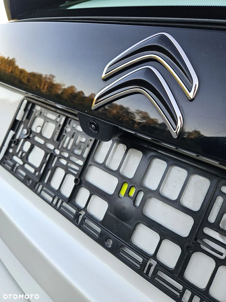 Citroën C4 1.2 PureTech Max S&S EAT8 - 8
