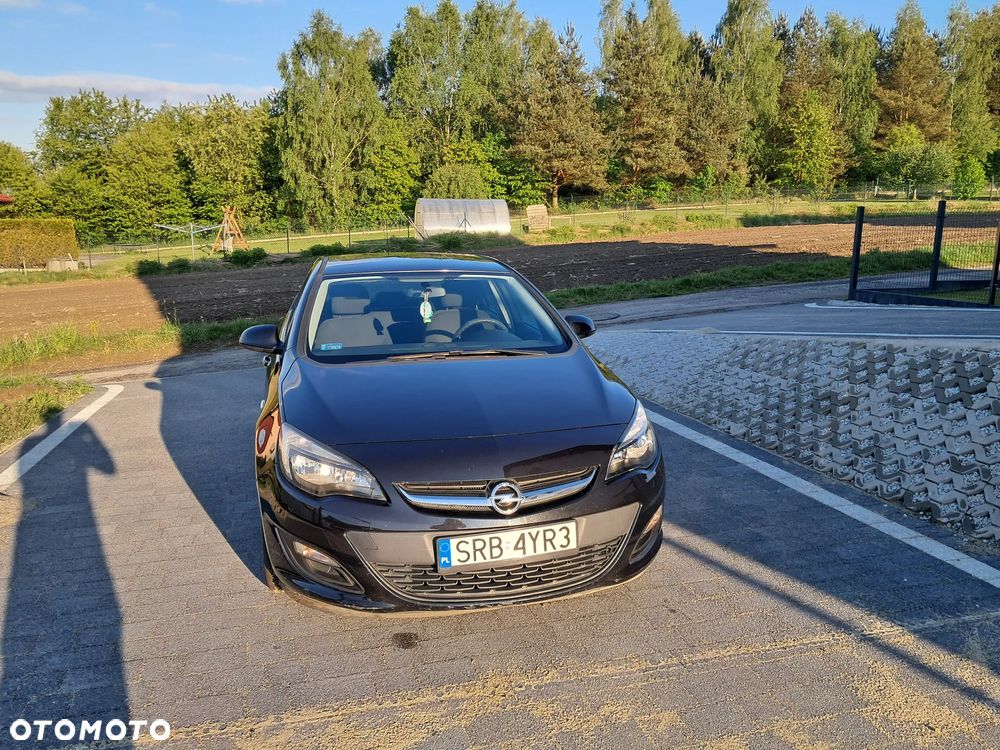 Opel Astra 1.6 Essentia - 12