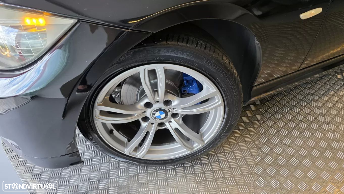 BMW 318 d Touring Navigation Sport - 23