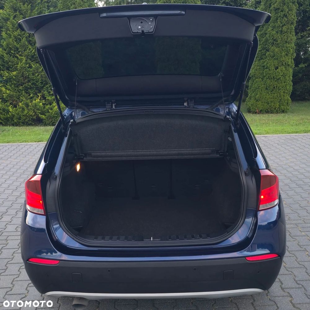 BMW X1 sDrive18d xLine - 18