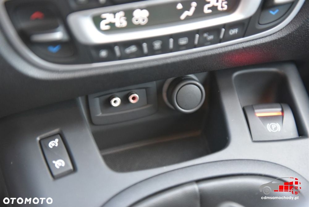 Renault Scenic 1.6 16V 110 LIMITED - 26