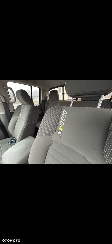 Nissan Frontier - 25