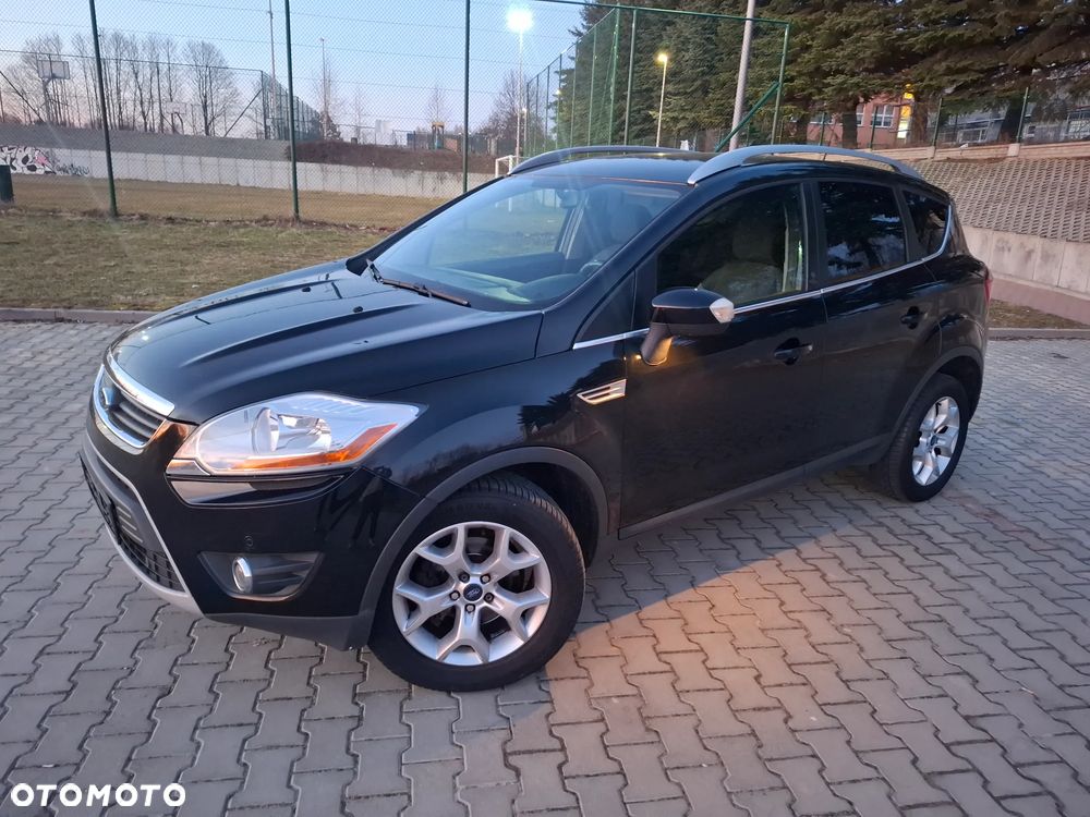 Ford Kuga 2.0 TDCi 2x4 Titanium - 11