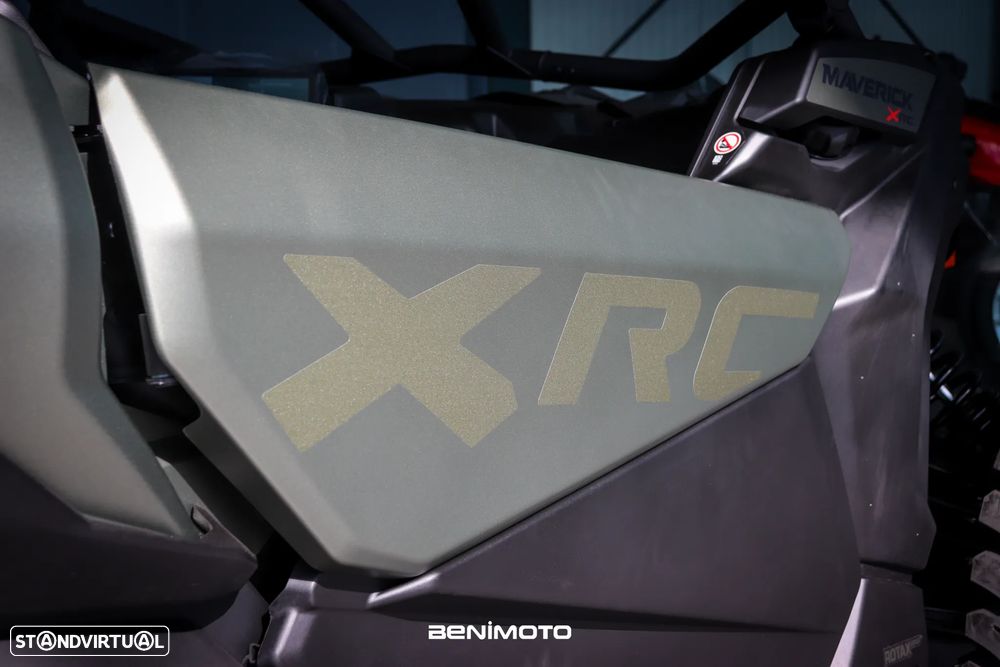 Can-Am Maverick X3 X RC TURBO RR - 9