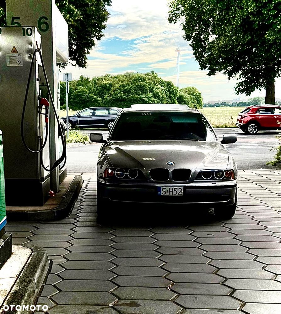 BMW Seria 5 - 1