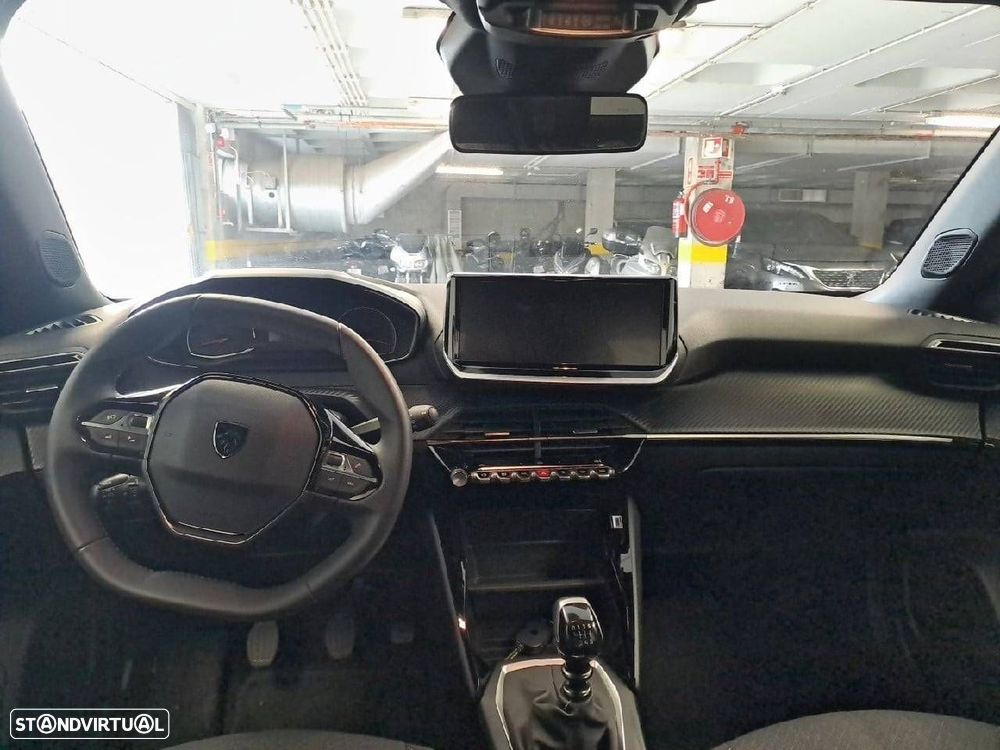 Peugeot 2008 1.2 PureTech Style - 8