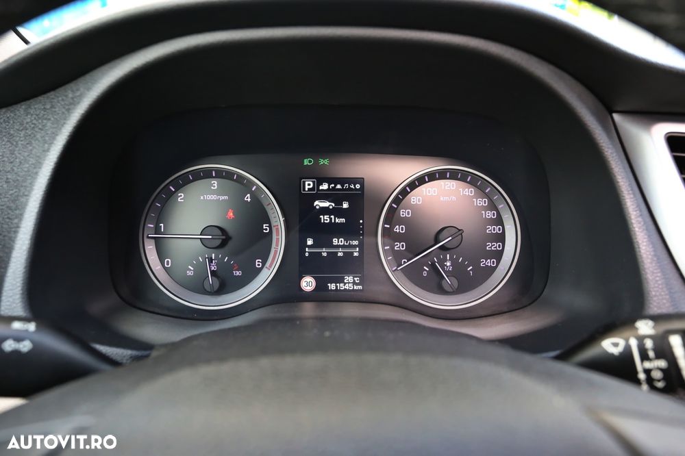 Hyundai Tucson 2.0 CRDI 4WD 6AT Luxury Pack+ - 35