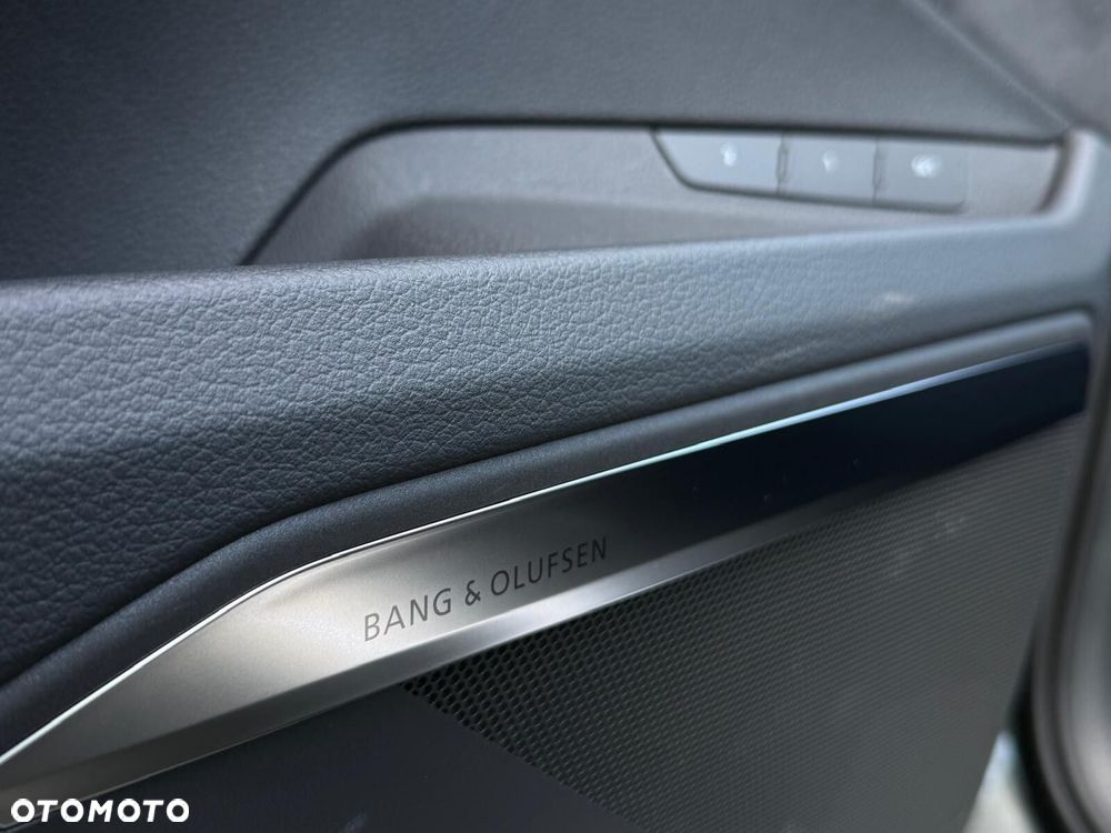Audi Q8 Sportback e-tron - 26