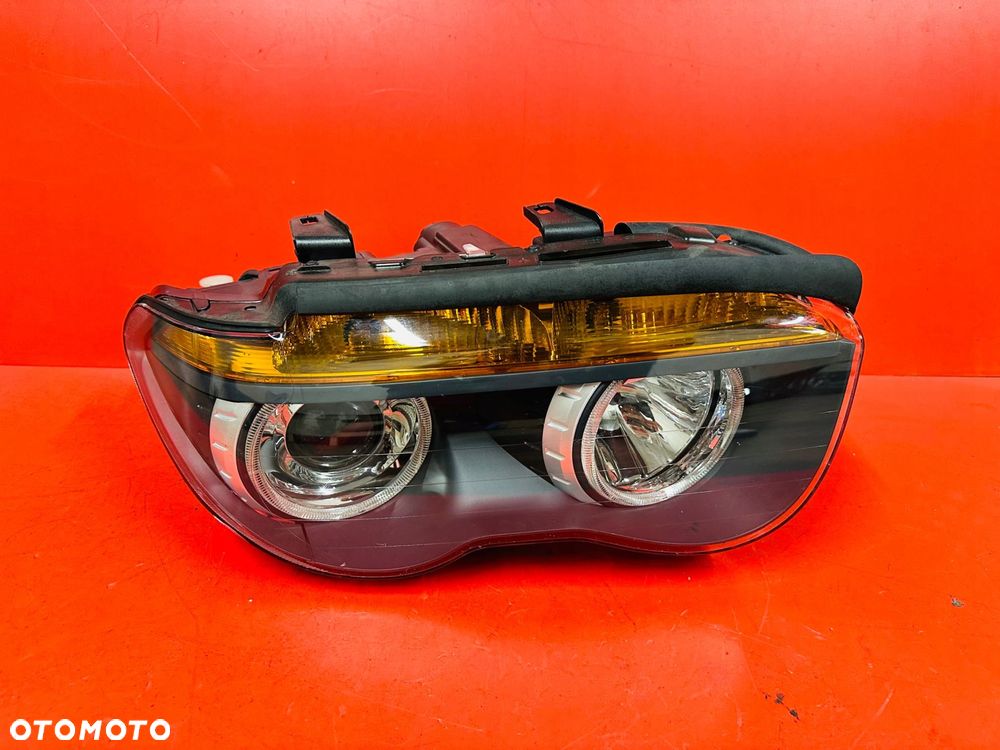 LAMPA PRAWA BMW E65 BI XENON NIE SKRĘTNA BDB EUROPA POMARAŃCZ - 1