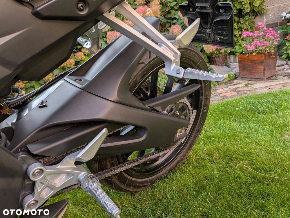Yamaha MT - 18