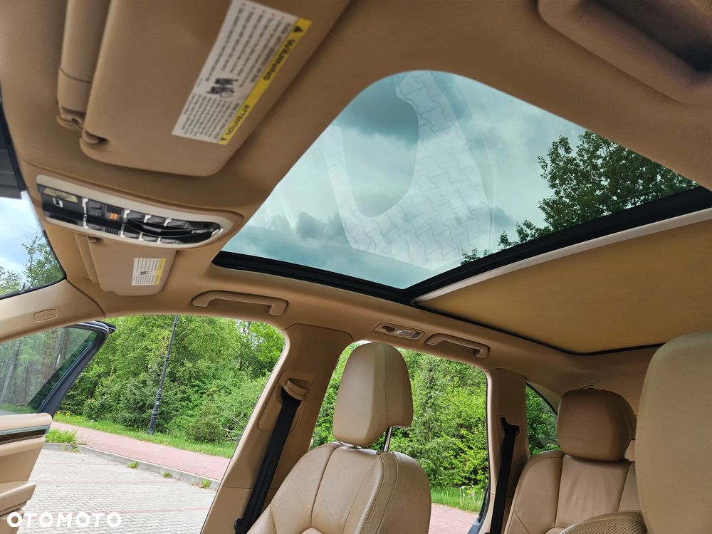 Porsche Cayenne - 27