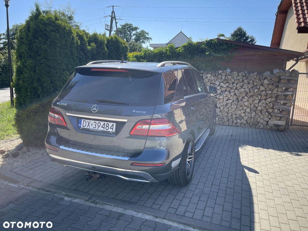 Mercedes-Benz ML - 10