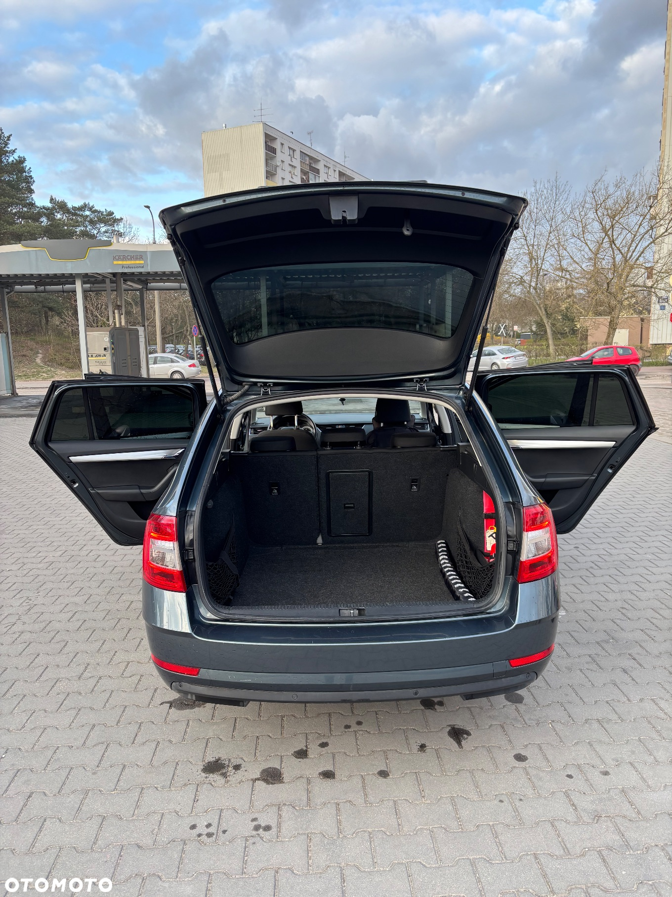 Skoda Octavia 2.0 TDI Ambition DSG - 21