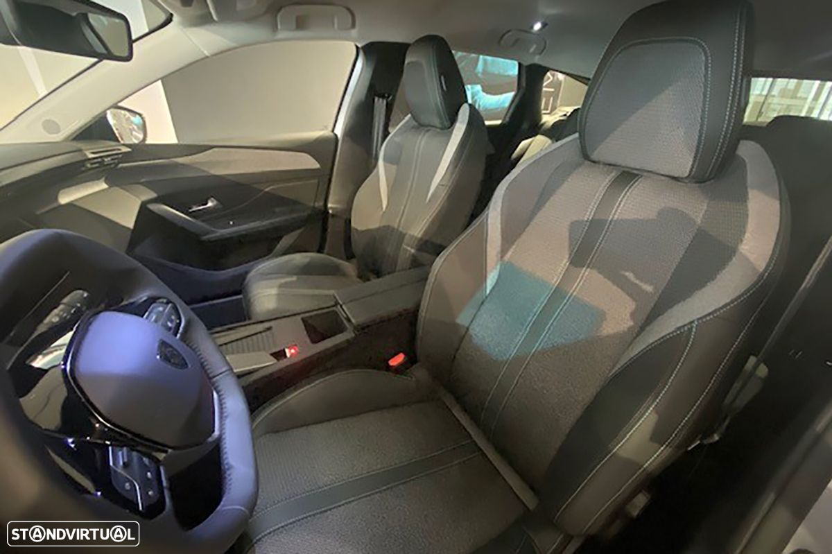 Peugeot 308 SW 1.6 Hybrid Allure e-EAT8 - 11