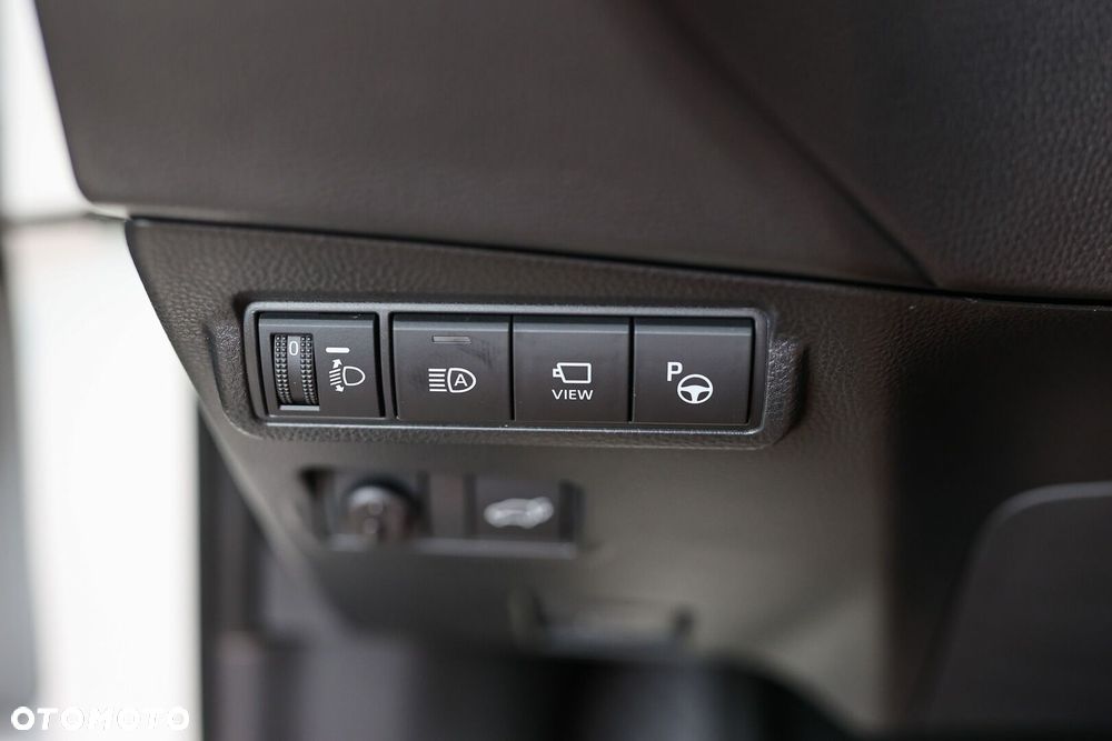 Toyota Corolla Cross 2.0 Hybrid Executive - 30