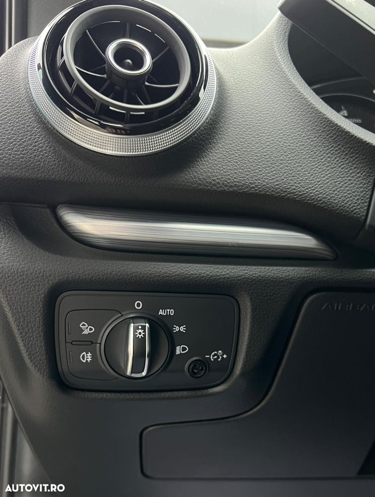 Audi A3 2.0 TDI Sportback S tronic sport - 22