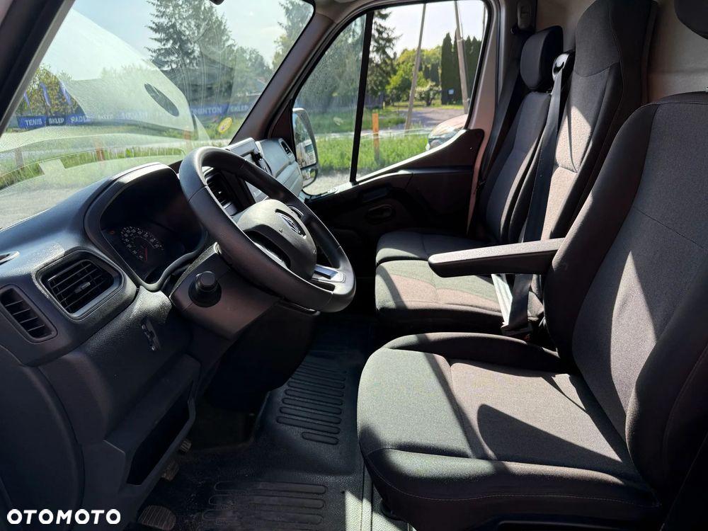 Renault Master 2.3 150KM, L2H2,Bardzo niski przebieg, Jak nowy - 12