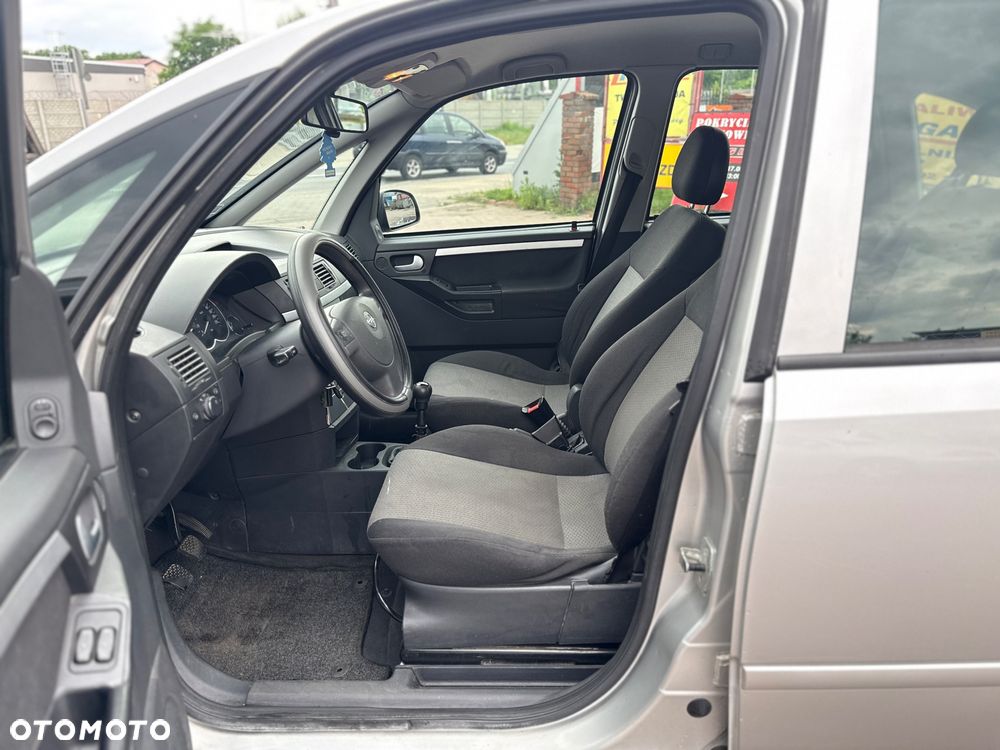 Opel Meriva 1.6 16V Cosmo - 11