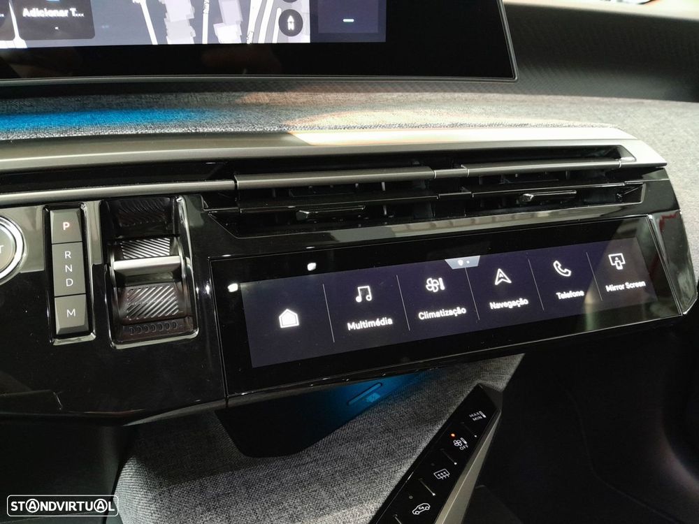 Peugeot E-3008 73 kWh Allure - 11