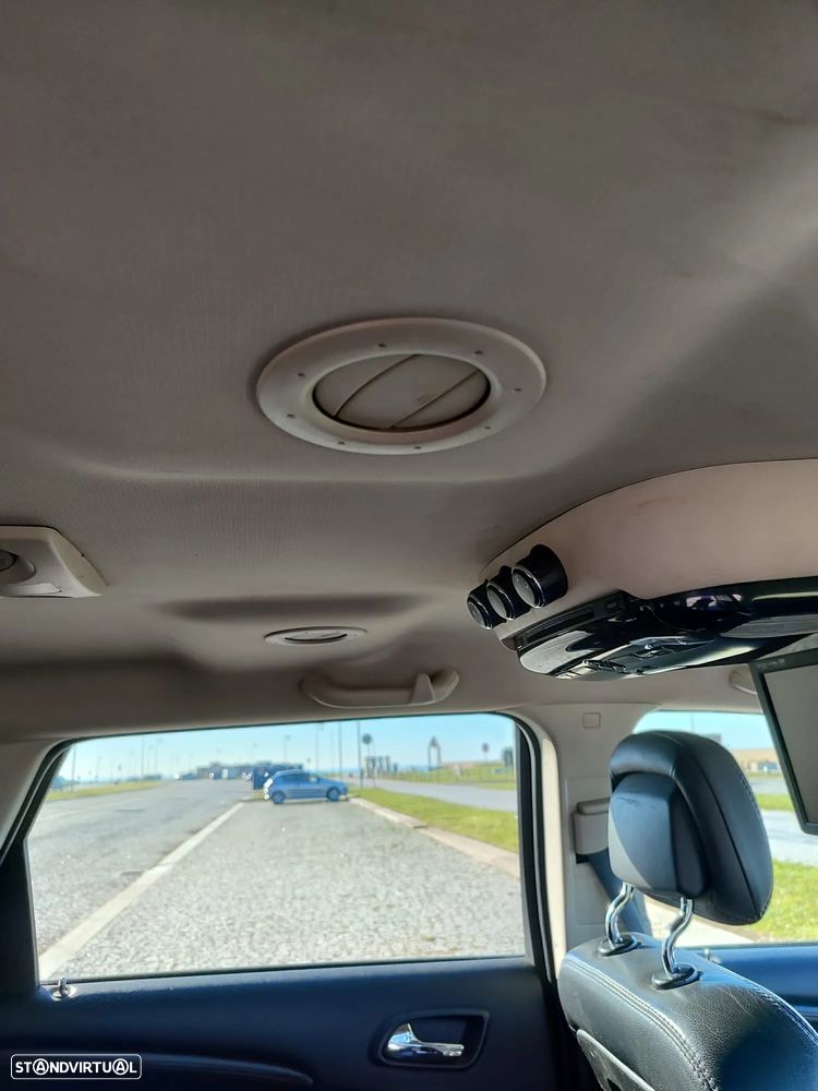 Fiat Freemont 2.0 M-Jet Urban - 8