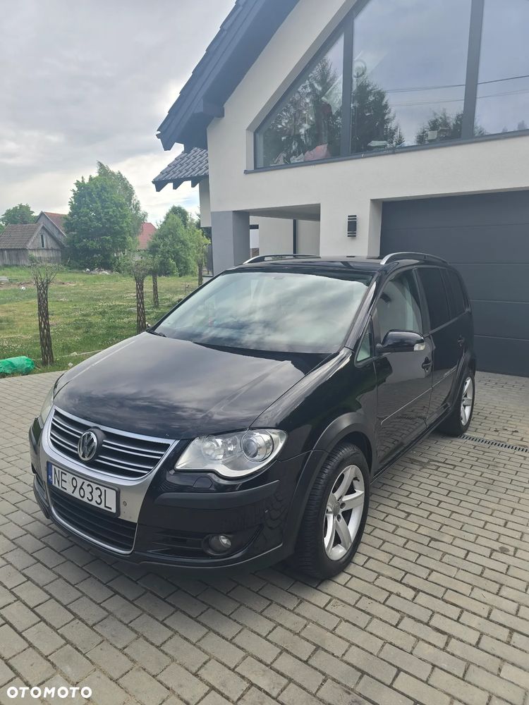 Volkswagen Touran 2.0 TDI DPF DSG Cross - 1