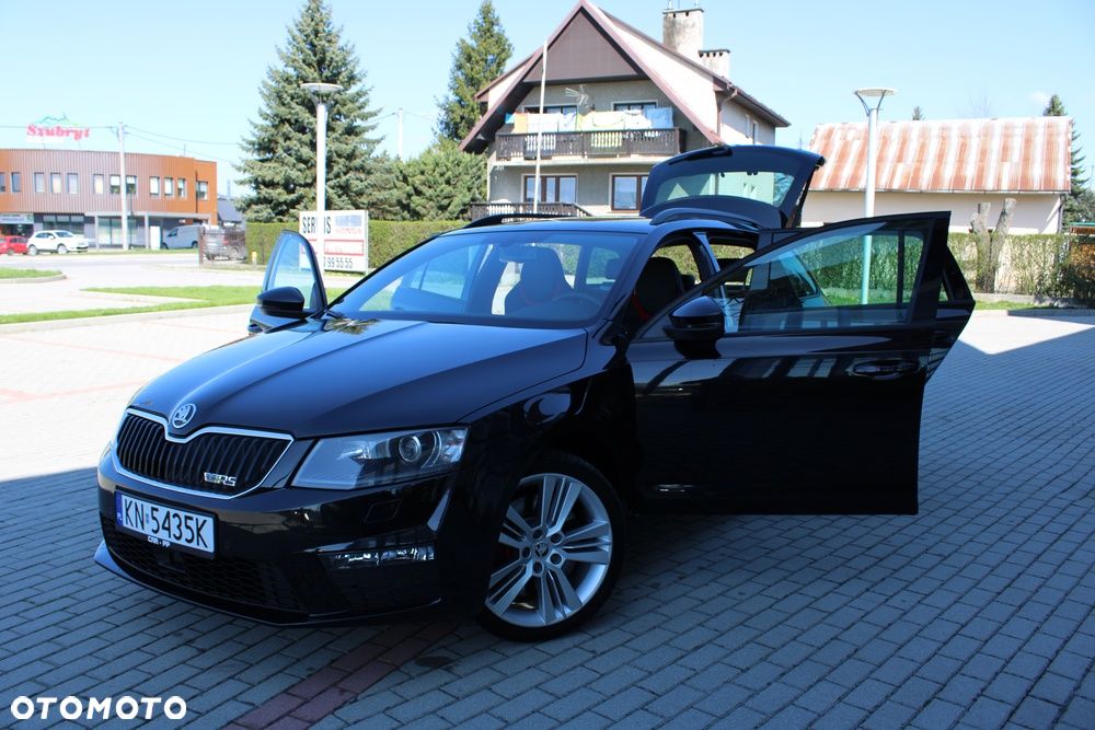 Skoda Octavia 2.0 TSI (Green tec) DSG RS - 13