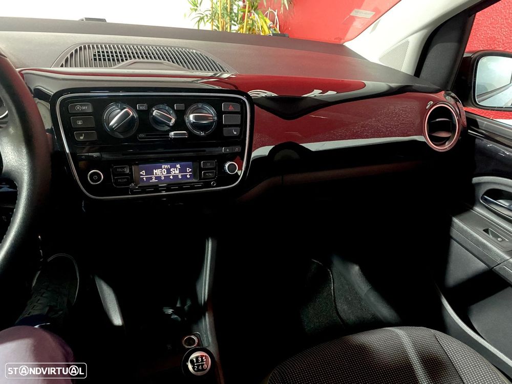 VW Up! - 36