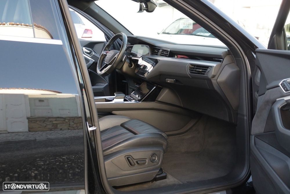 Audi e-tron Sportback 55 quattro S line - 22