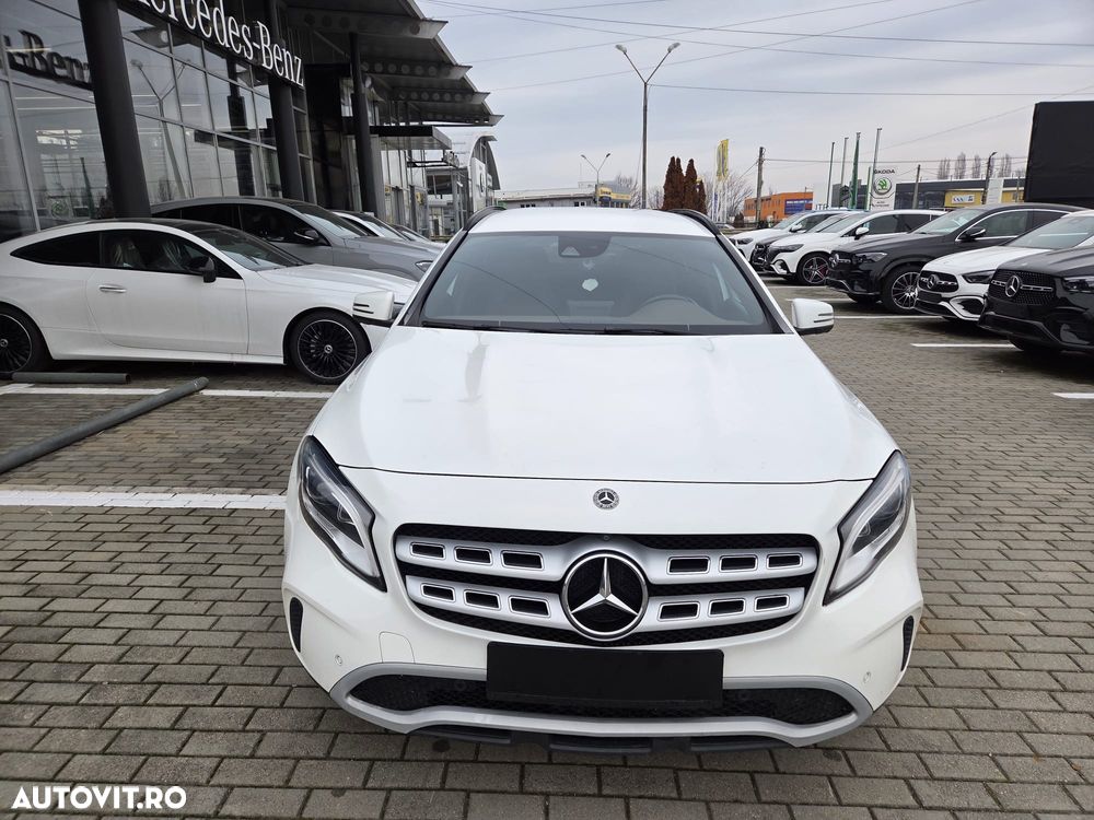 Mercedes-Benz GLA 200 d 4MATIC Aut. - 1