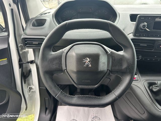 Peugeot PARTNER LONGA 3 LUGARES - 10