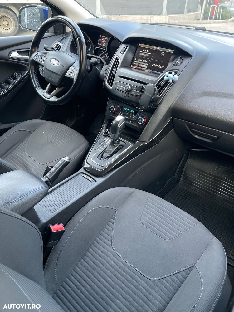 Ford Focus 1.5 TDCi Powershift Titanium - 7