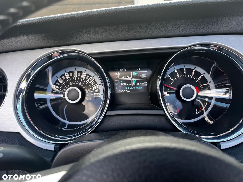 Ford Mustang 3.7 V6 Premium - 17