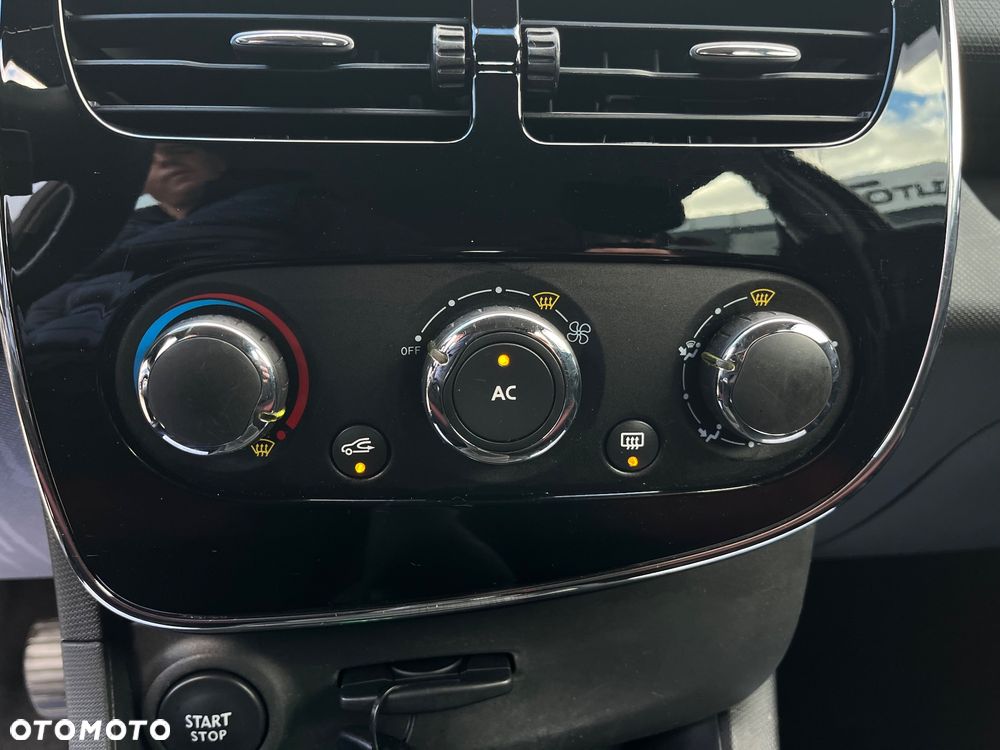 Renault Clio (Energy) TCe 90 Start & Stop INTENS - 18