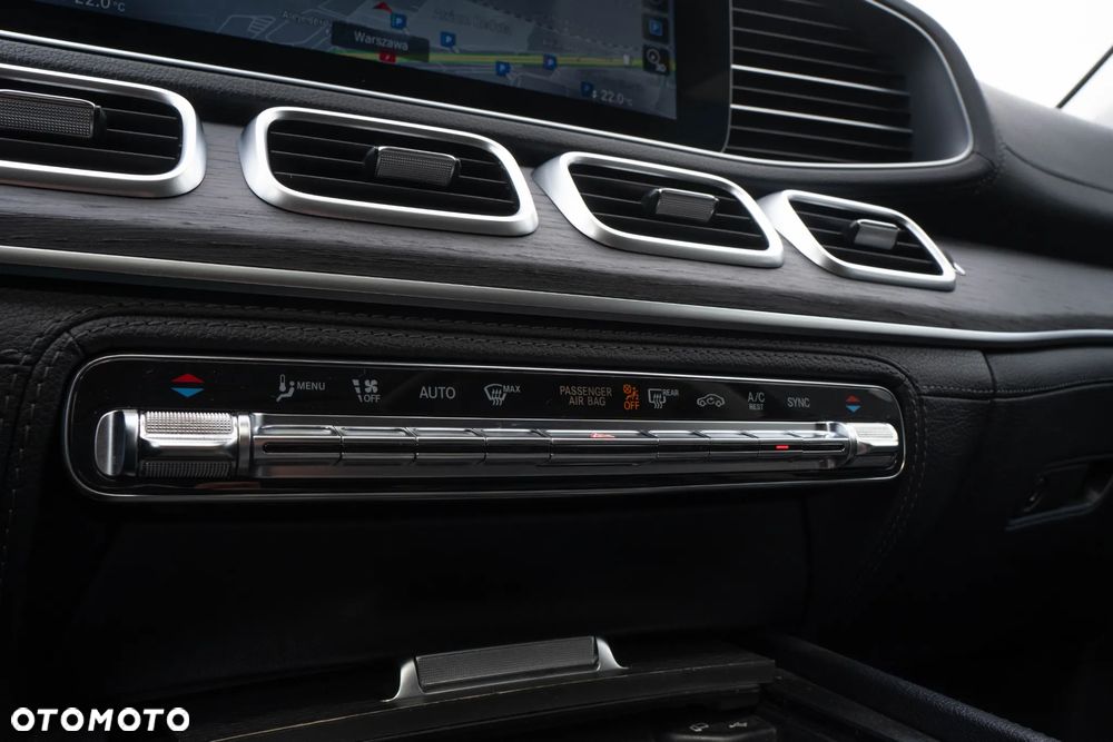 Mercedes-Benz GLS - 19