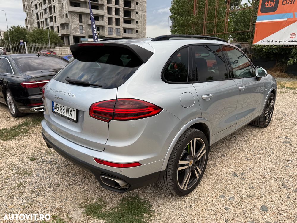 Porsche Cayenne Diesel Platinum Edition - 40
