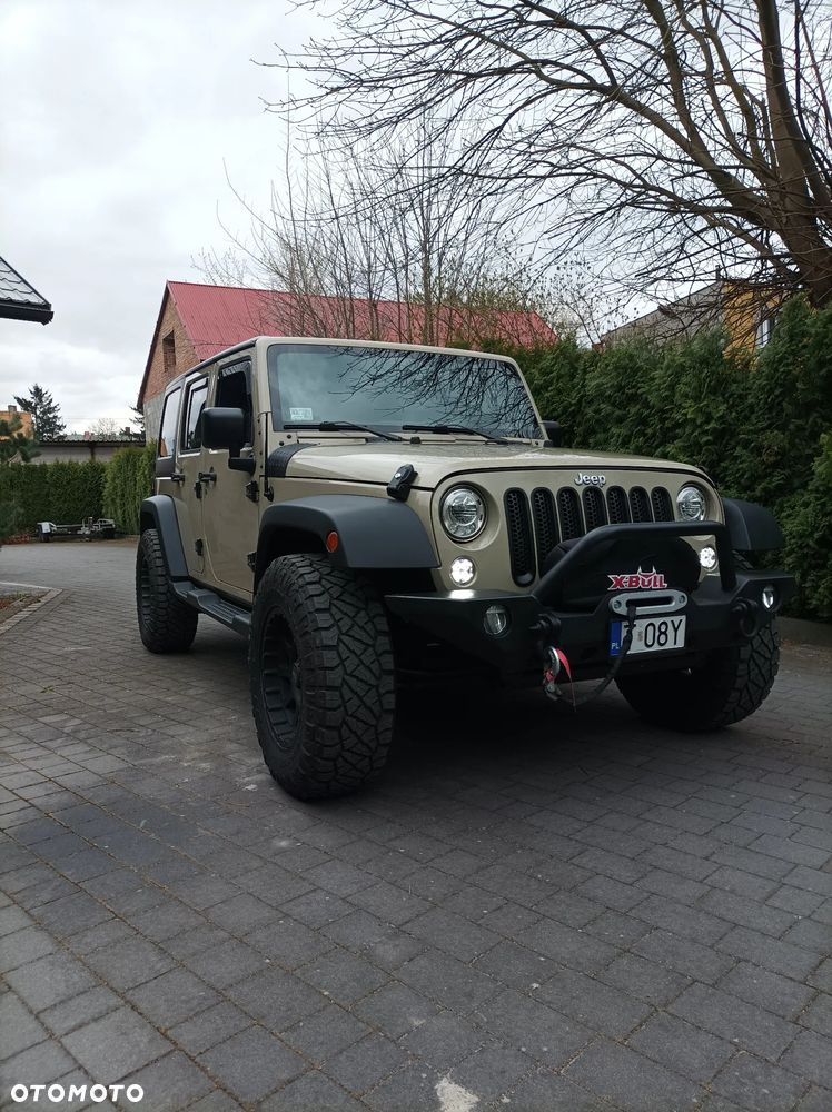 Jeep Wrangler 3.6 Unlim Sahara - 1