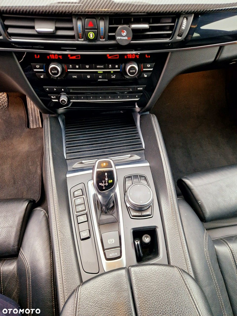 BMW X6 - 28