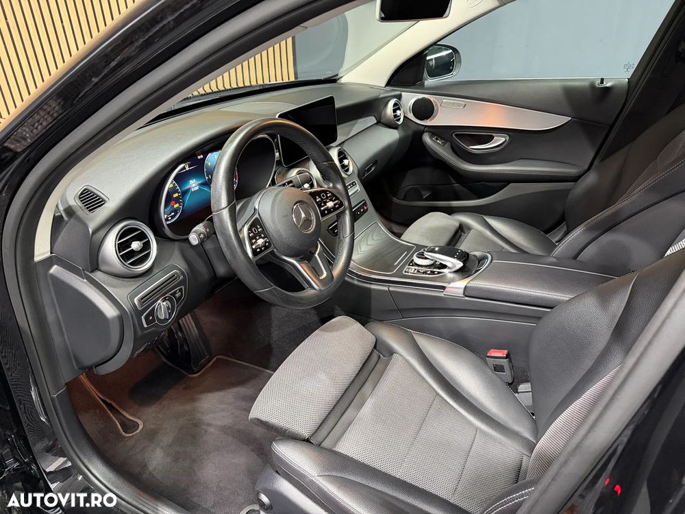 Mercedes-Benz C - 18
