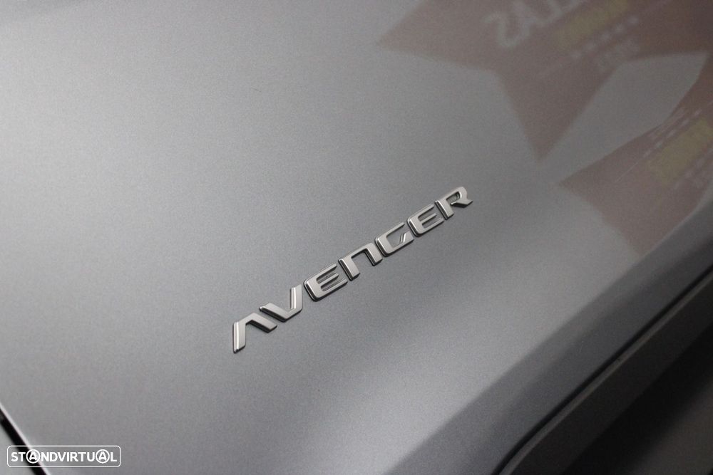 Jeep Avenger 54 kWh Summit - 43