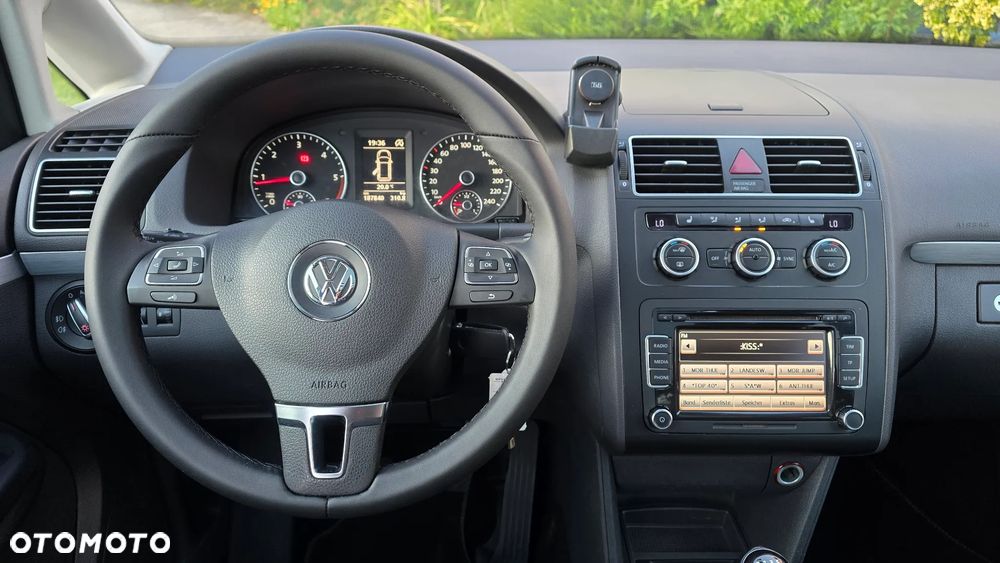 Volkswagen Touran 2.0 TDI DPF Cup - 14