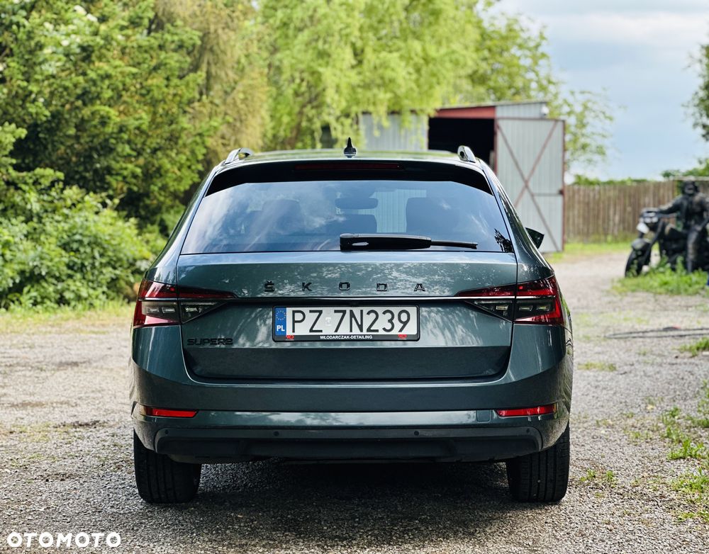 Skoda Superb 2.0 TDI DSG Premium Edition - 7