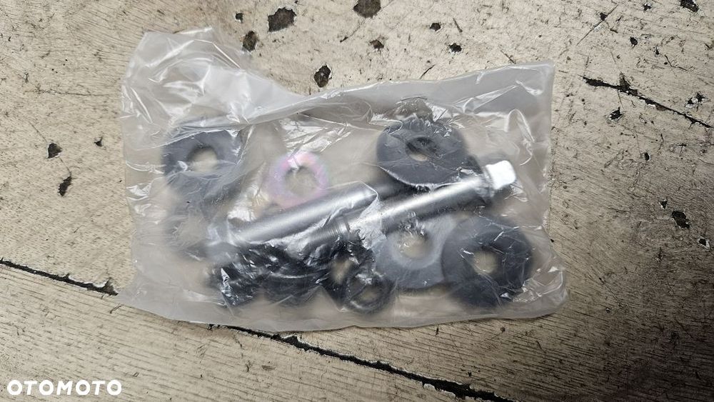 Zestaw wahacza kołyska Yamaha MT-01 (Zestaw naprawczy) OEM 90891-20132 - 10